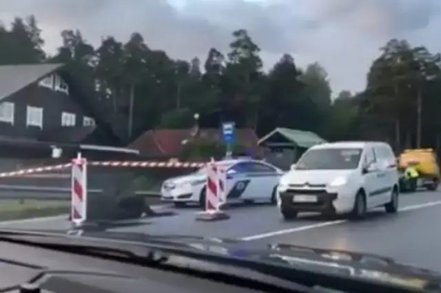 Rīgā dzērājšoferis no policijas bēdzis ar 170 kilometru stundā lielu ātrumu