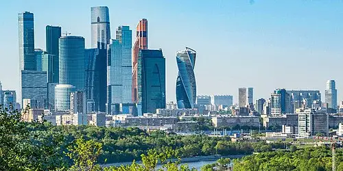 Топ-менеджер «Транснефти» выпал с 17-го этажа московской многоэтажки