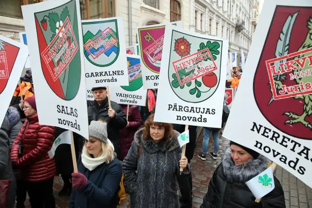 Deputāti rosina dažu agrāko pašvaldību atjaunošanu