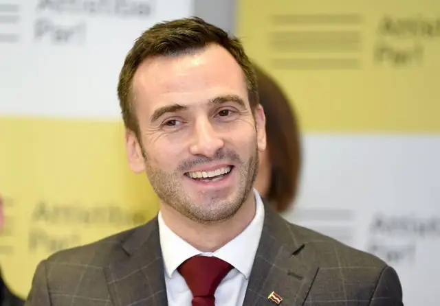 «Ему и некогда ездить, нужно поставить еще много столбиков!» Степаненко о запрете Стакису на въезд в Россию