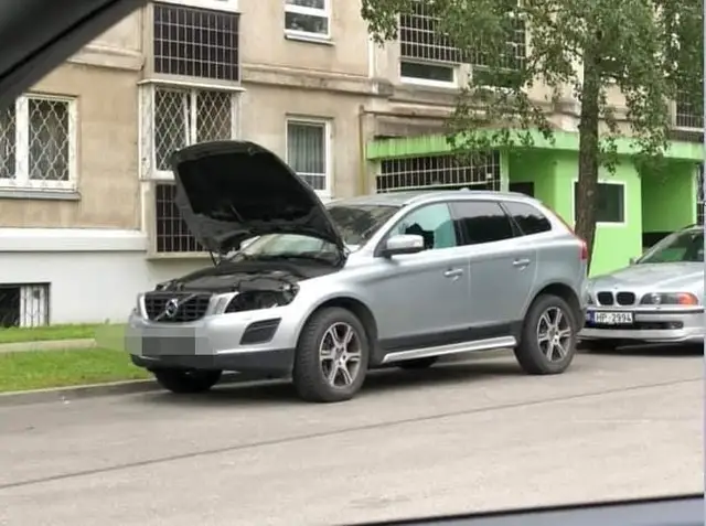 За одну ночь авто осталось без фар и бокового стекла: «работа» автоворов стала просто эпидемией