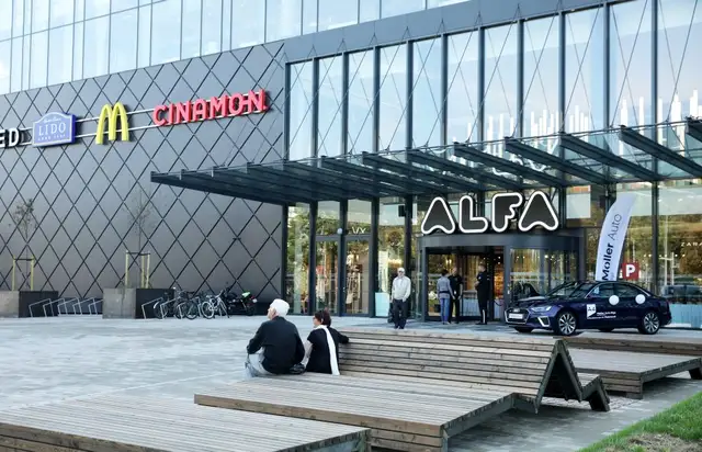 Tirdzniecības centrā «Akropole Alfa» notikusi apmeklētāju un darbinieku evakuācija