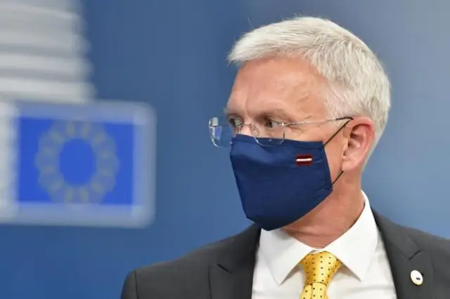 Kariņš: Pagaidām neizskatām iespēju Latvijā atkārtoti ieviest ārkārtējo situāciju saistībā ar Covid-19