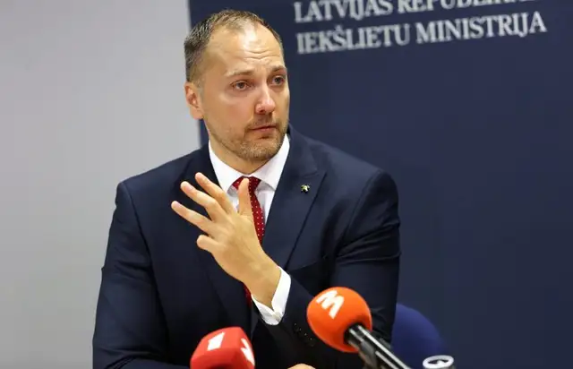 Pirms Covid-19 protesta akcijām iekšlietu ministrs aicina sabiedrību nepakļauties emocijām
