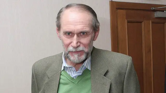 Пережил измену жены, лечился от алкоголизма, стал тестем Владимира Соловьева: чего мы не знали о Коклюшкине