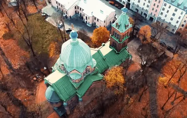 Рига, осень, тихий сад Московского форштадта (ВИДЕО)