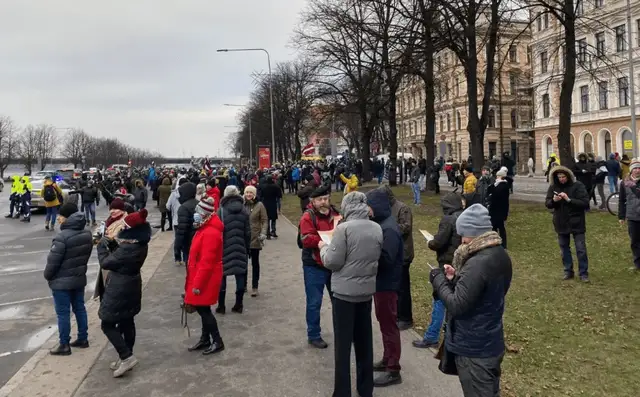 Rīgas Civilās aizsardzības komisijā plāno pārspriest sestdien notikušo piketu norisi
