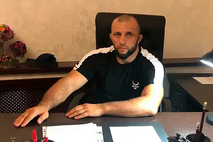 UFC разорвал контракт с устроившим пьяную драку российским бойцом