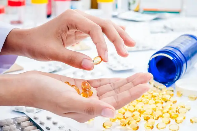 Aptauja: Vien 9% iedzīvotāju pavasarī lieto vitamīnus