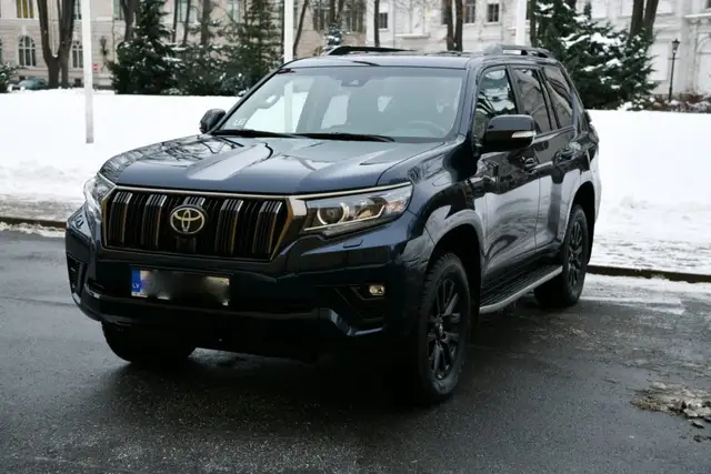 Автомобили латвийских президентов и «Toyota Land Cruiser» 2020 года для экс-президента Гунтиса Улманиса