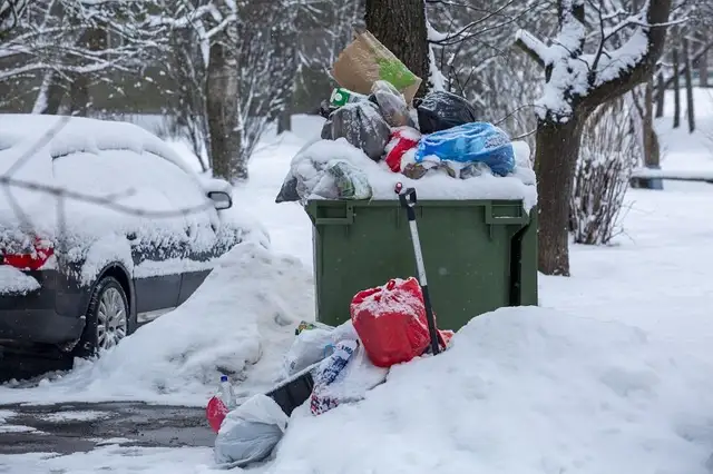 Деньги уходят не туда: мошенники требуют оплатить счета от Clean R