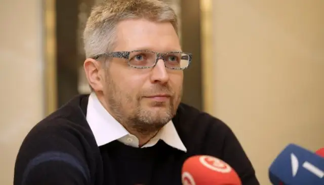 Лато Лапса устроил своим котам домашний арест: что случилось?