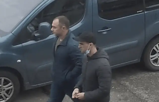 Aizdomās par valsts amatpersonas slepkavības mēģinājumu Valsts policija meklē divas personas