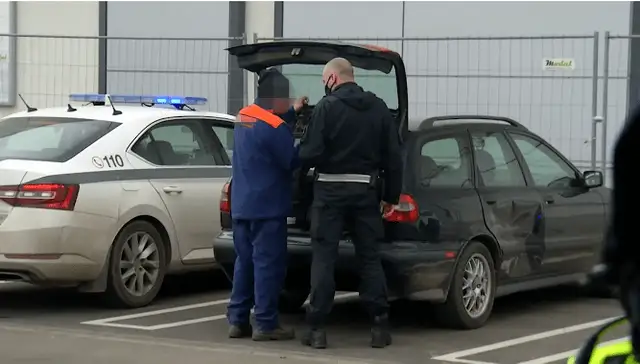 «Литр перцовки плюс пиво сверху»: в Плявниеках благодаря бдительному жителю задержан пьянющий водитель