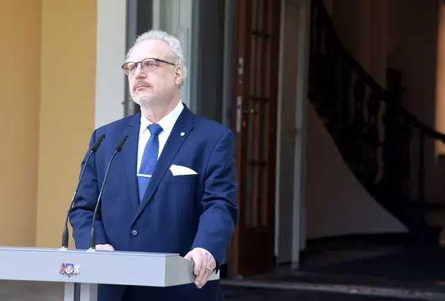 Valsts prezidents: Valdība ir mēģinājusi pasargāt iedzīvotājus no Covid-19