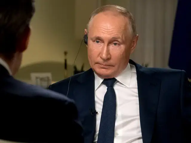 Эксперт: Путин не появляется на публике, мы видим двойника