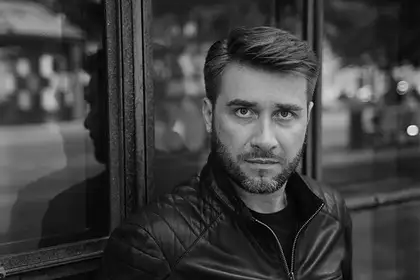 Актер из «Улиц разбитых фонарей» умер от коронавируса в 40 лет