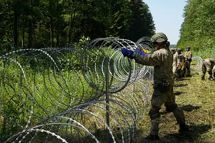 Dramatiski pieaugot nelikumīgi Baltkrievijas-Latvijas robežu šķērsojošo skaitam, rosina izsludināt ārkārtējo situāciju pierobežā