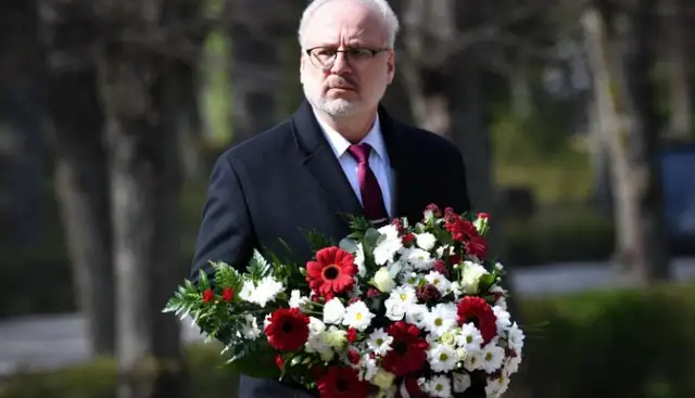 Valsts prezidenta kancelejai par 19 000 eiro piegādās ziedus un to kompozīcijas