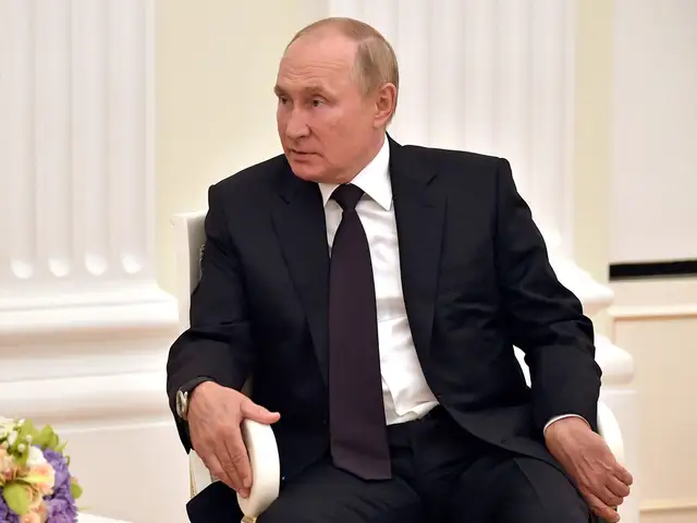 Laikraksts: Sākt karu Putinu pārliecinājuši Patruševs un Bortņikovs