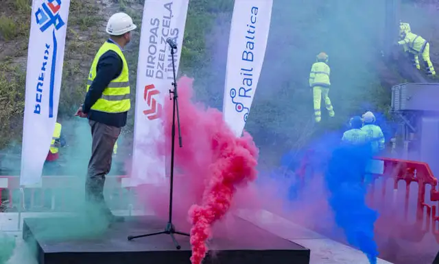 Svinīgi sāk «Rail Baltica» dzelzceļa pārvada būvniecību Lāčplēša ielā (FOTO)