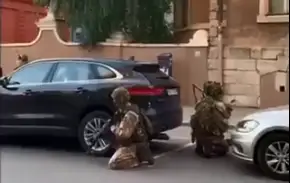 Военные извинились перед матерью и ребенком, напуганными выстрелом (ВИДЕО)