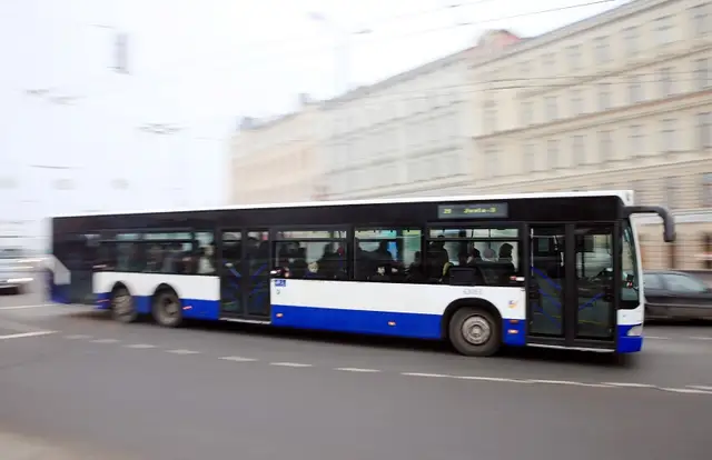 Jaunie 88 «Solaris» autobusi Rīgas satiksmei izmaksās 31,5 miljonu eiro