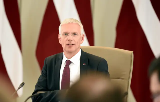 Kariņš varētu šonedēļ sasaukt ārkārtas valdības sēdi, lai lemtu par Covid-19 sertifikāta derīguma termiņa pagarināšanu
