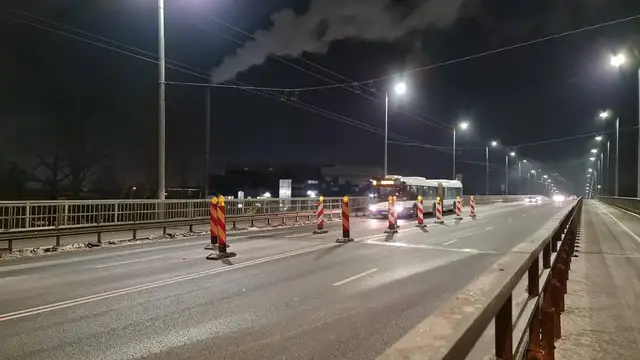 Автоводитель в ярости: Деглавский мост что, снова «рухнул»?