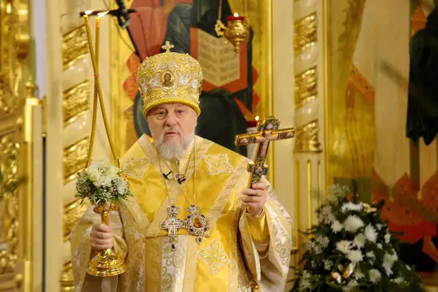 «Вознесём наши молитвы о страдающих от болезни»: Митрополит Александр поздравил латвийцев с Рождеством