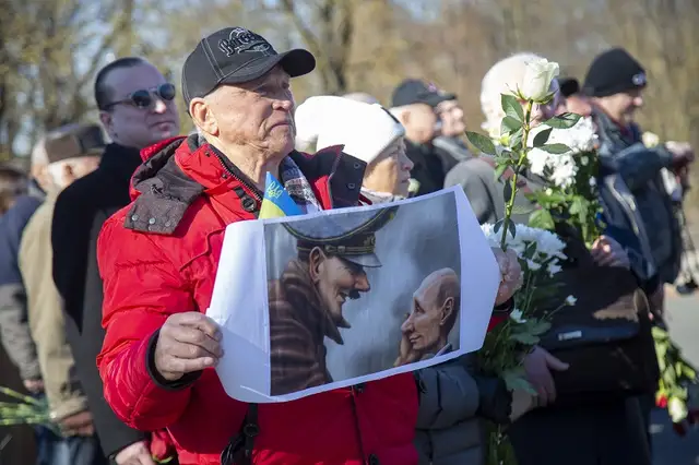 Latviešu leģionāru piemiņas gājiens Rīgā noslēdzies mierīgi