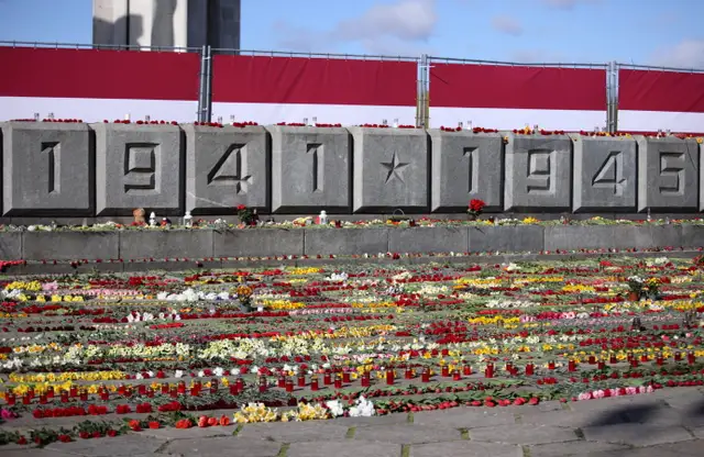 Сколько «стоит» открытка на 9 мая? Почему наказали пользователей социальных сетей