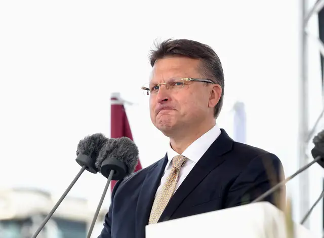 Šlesers: LPV sagaida Valsts prezidenta kandidāta iestāšanos par Kariņa valdības nomaiņu