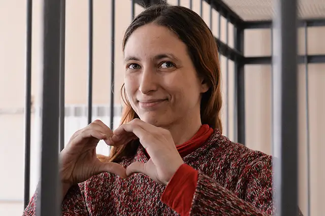 Арестованную за антивоенную акцию россиянку травят в СИЗО