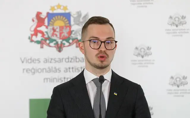 Plešs: Latvija ir gatava piedalīties Ukrainas atjaunošanas pasākumos