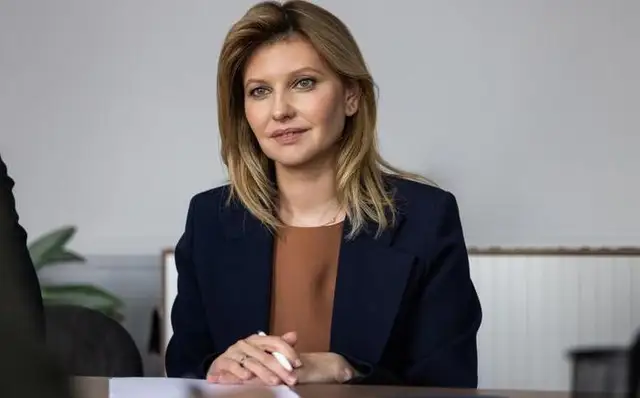 «Стресс разрушает его спину»: Елена Зеленская рассказала, как война повлияла на ее мужа