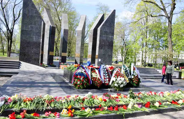 Daugavpils solās likumā noteiktajā termiņā demontēt padomju režīmu slavinošos objektus