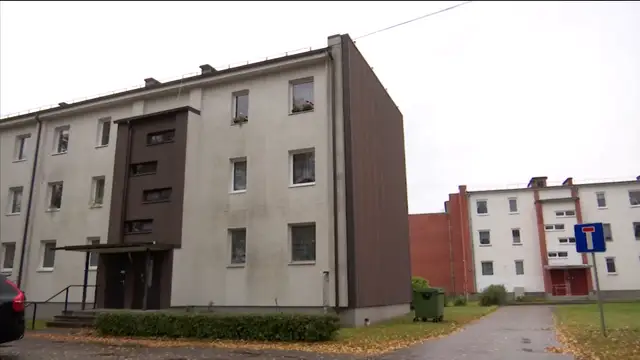 Carnikavieši nemierā ar ieceri nojaukt bijušās Mūzikas skolas ēku