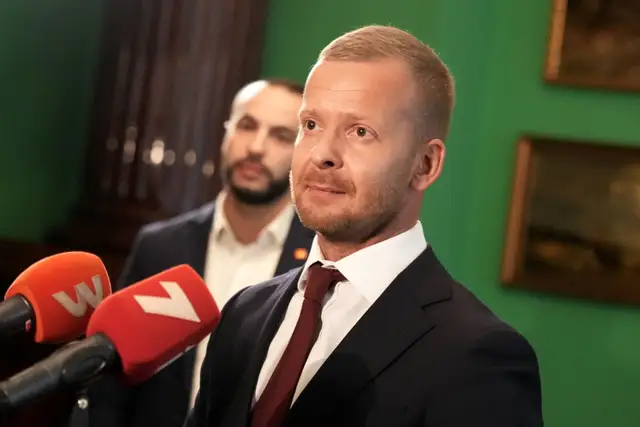 «К какой госстайне вы меня хотите не допустить? Что газ продаёте через посредников, чтобы подороже?» Росликов Кучинскису
