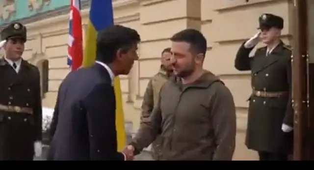 Британский премьер Риши Сунак посетил Киев и пообещал Украине помощь в борьбе с российскими дронами