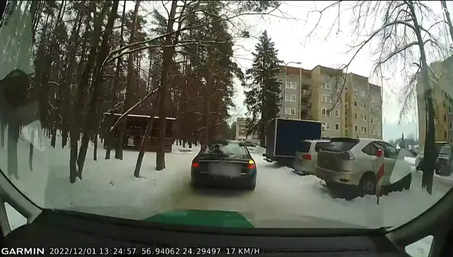 В Улброке местные жители помогли задержать пьяного водителя