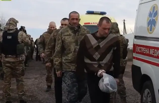 СБУ опубликовало видео обмена военнопленными между Россией и Украиной