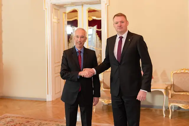 ASV vēstnieks: Mēs atbalstīsim Latviju tās lēmumos stiprināt savas aizsardzības spējas
