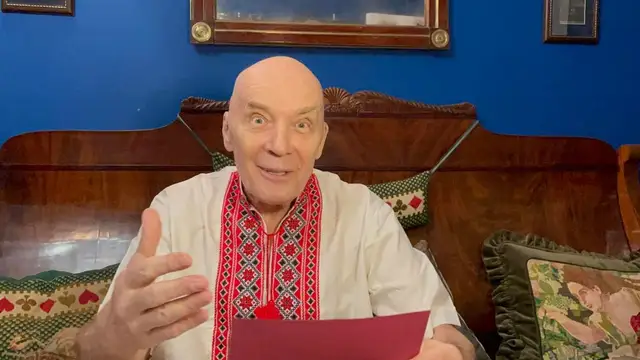 Уволенный из театра Моссовета Александр Филиппенко уехал из России
