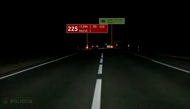 Autovadītājs no ceļu policijas bēg no Pierīgas līdz pat Ventspils novadam