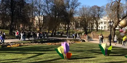 Скандал: в праздники русская музыка громко звучала в центре Риги