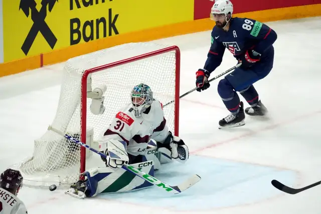 Latvijas hokeja izlasei bronzas medaļas pasaules čempionātā