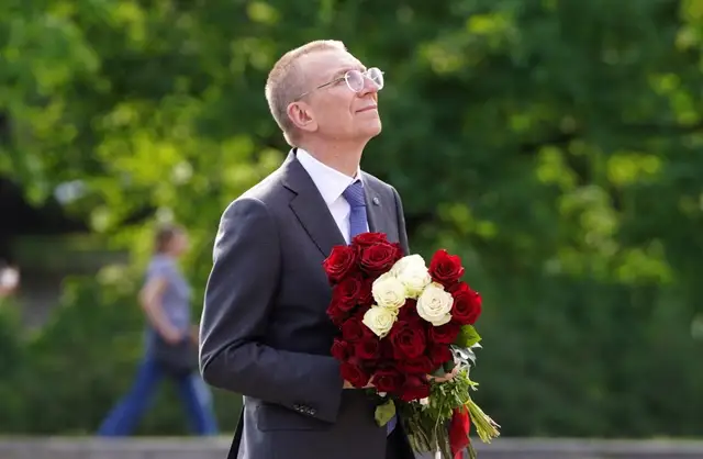 Rinkēvičs akcentē valsts valodu kā darba valodu, neizslēdzot izteikšanos krieviski