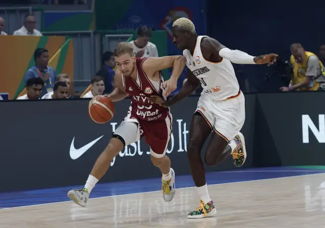 Latvijas basketbolisti Pasaules kausa ceturtdaļfinālā piekāpjas Vācijai