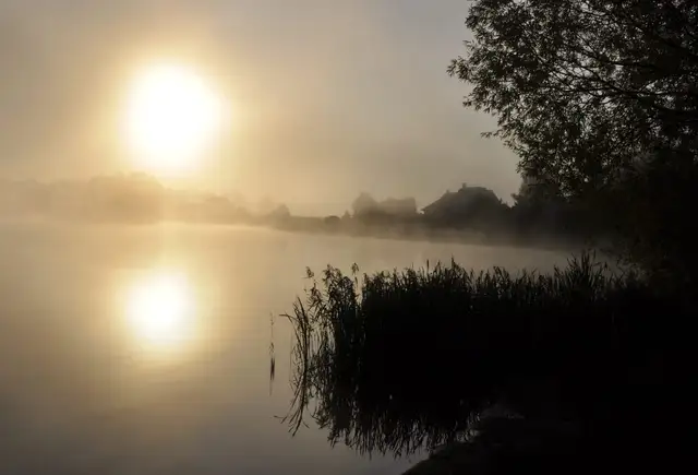 Sestdien starp mākoņiem spīdēs saule